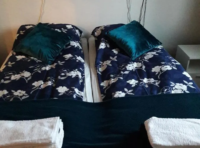 公寓 Kivistoe, 2 Km From Centrum, Free Wifi And Parking, No Smoking, Allergenes